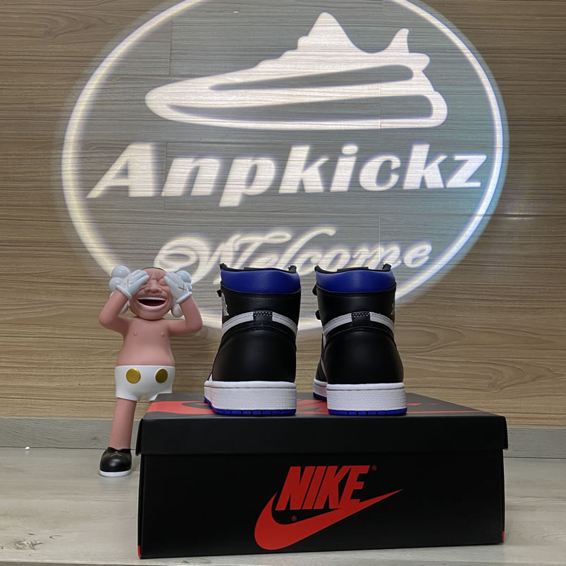 Air Jordan 1 Retro High Og Royal Toe 2020 On Feet Royal Blue 555088 041 (2) - www.newkick.org