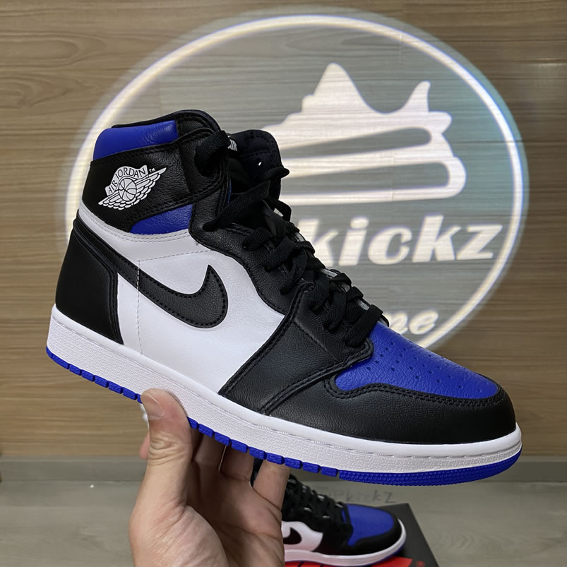 Air Jordan 1 Retro High Og Royal Toe 2020 On Feet Royal Blue 555088 041 (3) - www.newkick.org
