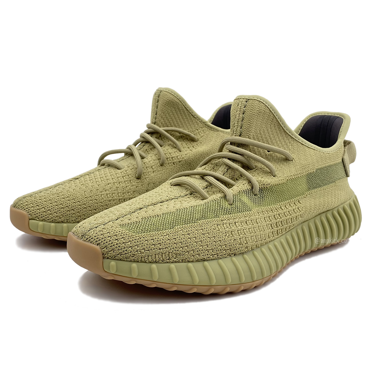 Adidas Yeezy Boost 350 V2 Sulfur Fy5346 First Preview Release Date (3) - www.newkick.org Adidas Yeezy Boost 350 V2 Sulfur Fy5346 First Preview Release Date (3) - www.newkick.org