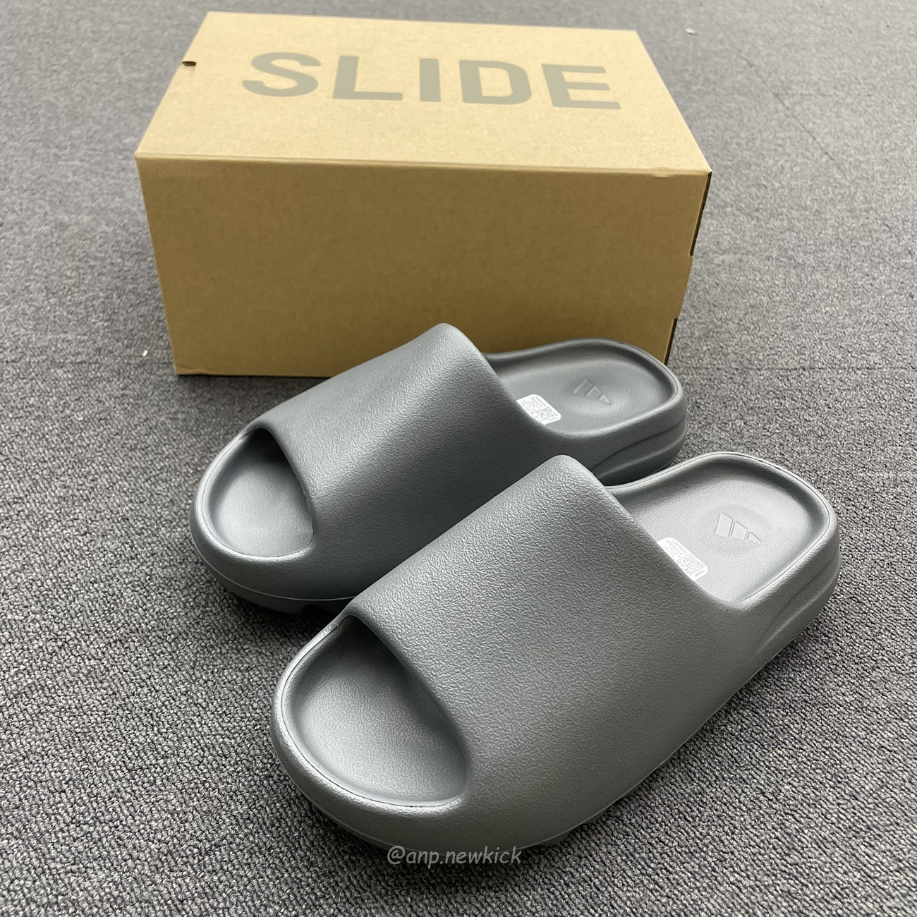 Adidas Yeezy Slide Slate Grey Id2350 (2) - www.newkick.org Adidas Yeezy Slide Slate Grey Id2350 (2) - www.newkick.org