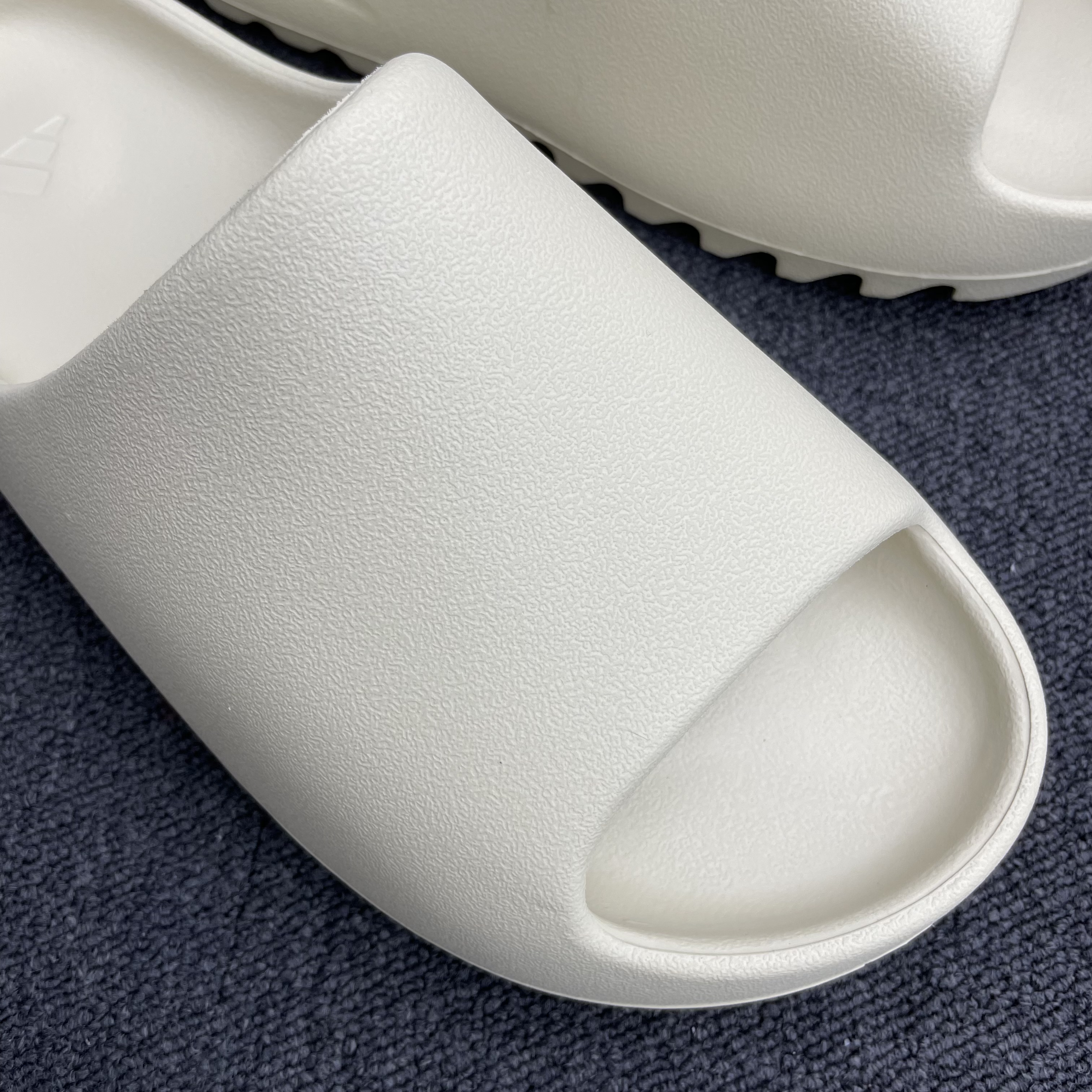 Adidas Yeezy Slide Bone New Wmns Fz5897 (8) - www.newkick.org Adidas Yeezy Slide Bone New Wmns Fz5897 (8) - www.newkick.org