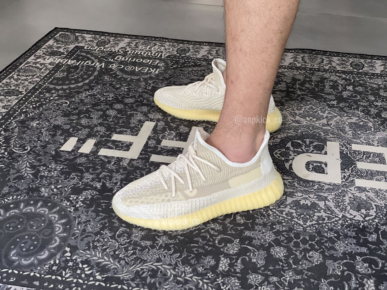 Adidas Yeezy Boost 350 V2 Abez Fz5246 Anpkick First On Feet First Look (9) - www.newkick.org Adidas Yeezy Boost 350 V2 Abez Fz5246 Anpkick First On Feet First Look (9) - www.newkick.org