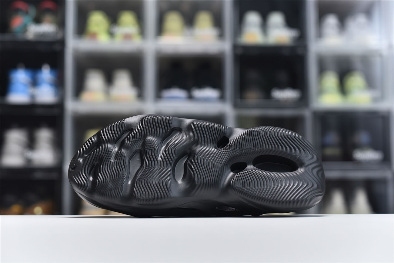Adidas Yeezy Crocs Clog Foam Runner Colors Black (6) - www.newkick.org Adidas Yeezy Crocs Clog Foam Runner Colors Black (6) - www.newkick.org