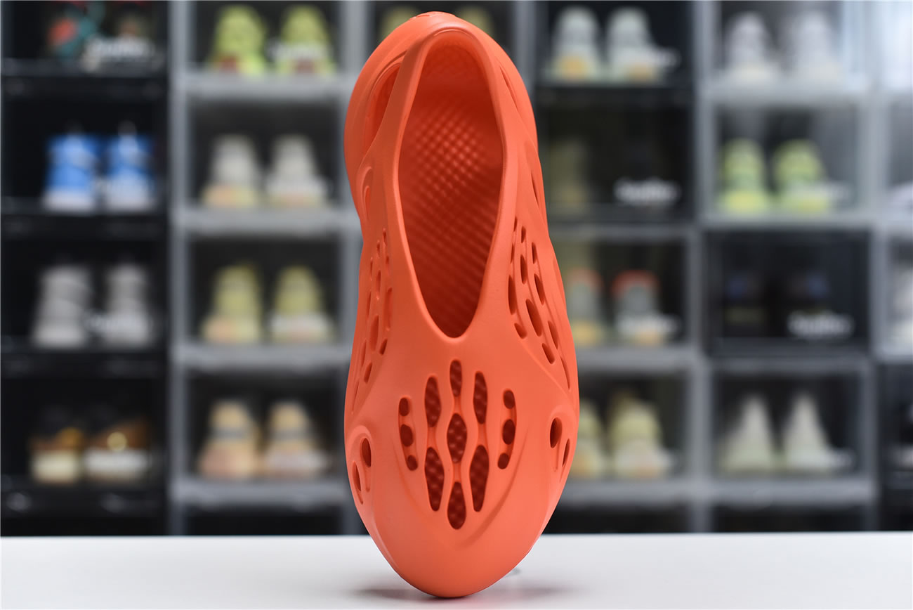 Adidas Yeezy Crocs Clog Foam Runner Colors Orange Red (4) - www.newkick.org Adidas Yeezy Crocs Clog Foam Runner Colors Orange Red (4) - www.newkick.org