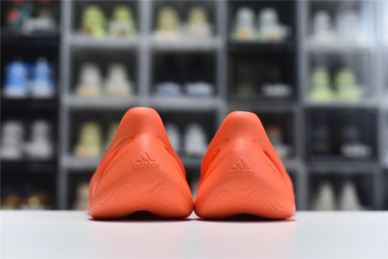 Adidas Yeezy Crocs Clog Foam Runner Colors Orange Red (5) - www.newkick.org Adidas Yeezy Crocs Clog Foam Runner Colors Orange Red (5) - www.newkick.org