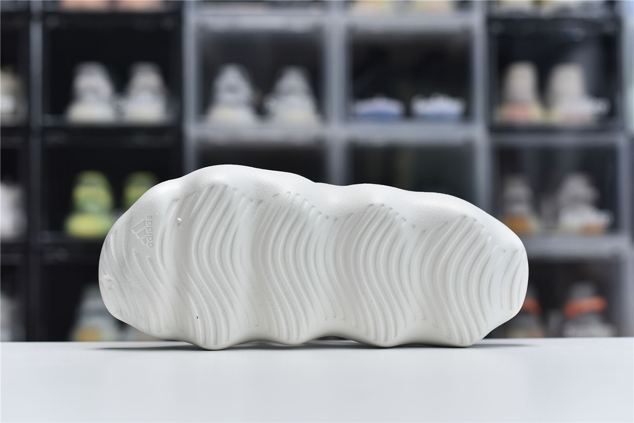 Adidas Yeezy Crocs Clog Slipper White (6) - www.newkick.org Adidas Yeezy Crocs Clog Slipper White (6) - www.newkick.org