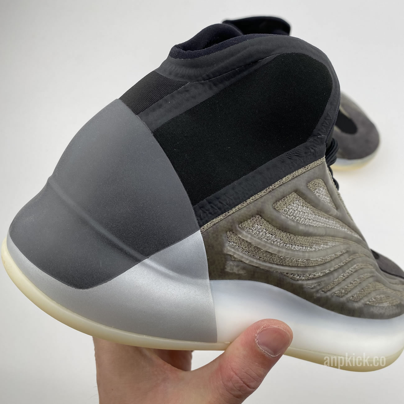Adidas Yeezy Quantum Qntm Basketball Barium H68771 Release Date (9) - www.newkick.vip Adidas Yeezy Quantum Qntm Basketball Barium H68771 Release Date (9) - www.newkick.vip