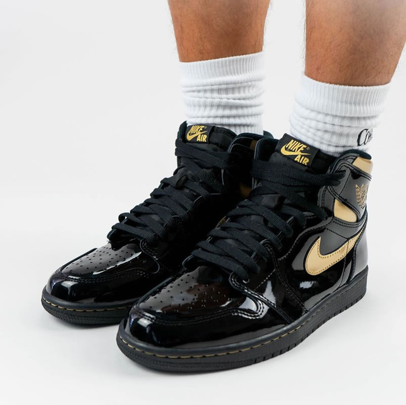 Air Jordan 1 High Og Black Gold Patent Leather New Release Date 555088 032 (3) - www.newkick.org