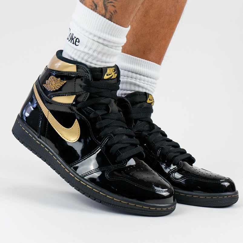 Air Jordan 1 High Og Black Gold Patent Leather New Release Date 555088 032 (4) - www.newkick.org