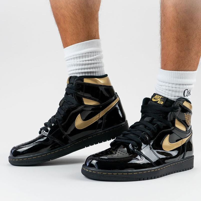 Air Jordan 1 High Og Black Gold Patent Leather New Release Date 555088 032 (5) - www.newkick.org