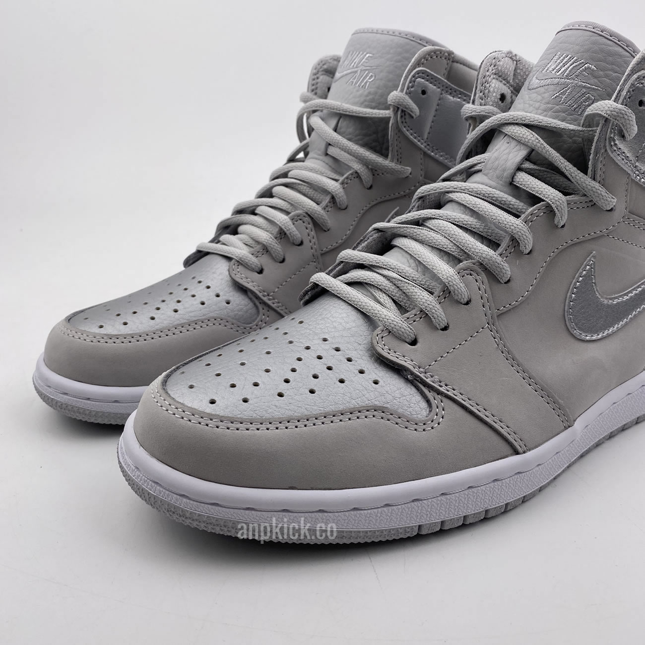 Air Jordan 1 Japan Exclusive Metallic Silver Neutral Grey 2001 2020 Dc1788 029 (3) - www.newkick.org