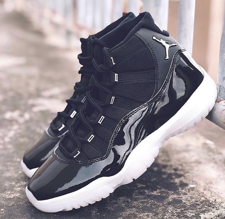 Air Jordan 11 Retro 25th Anniversary Black Metallic Silver Ct8012 011 (8) - www.newkick.org Air Jordan 11 Retro 25th Anniversary Black Metallic Silver Ct8012 011 (8) - www.newkick.org