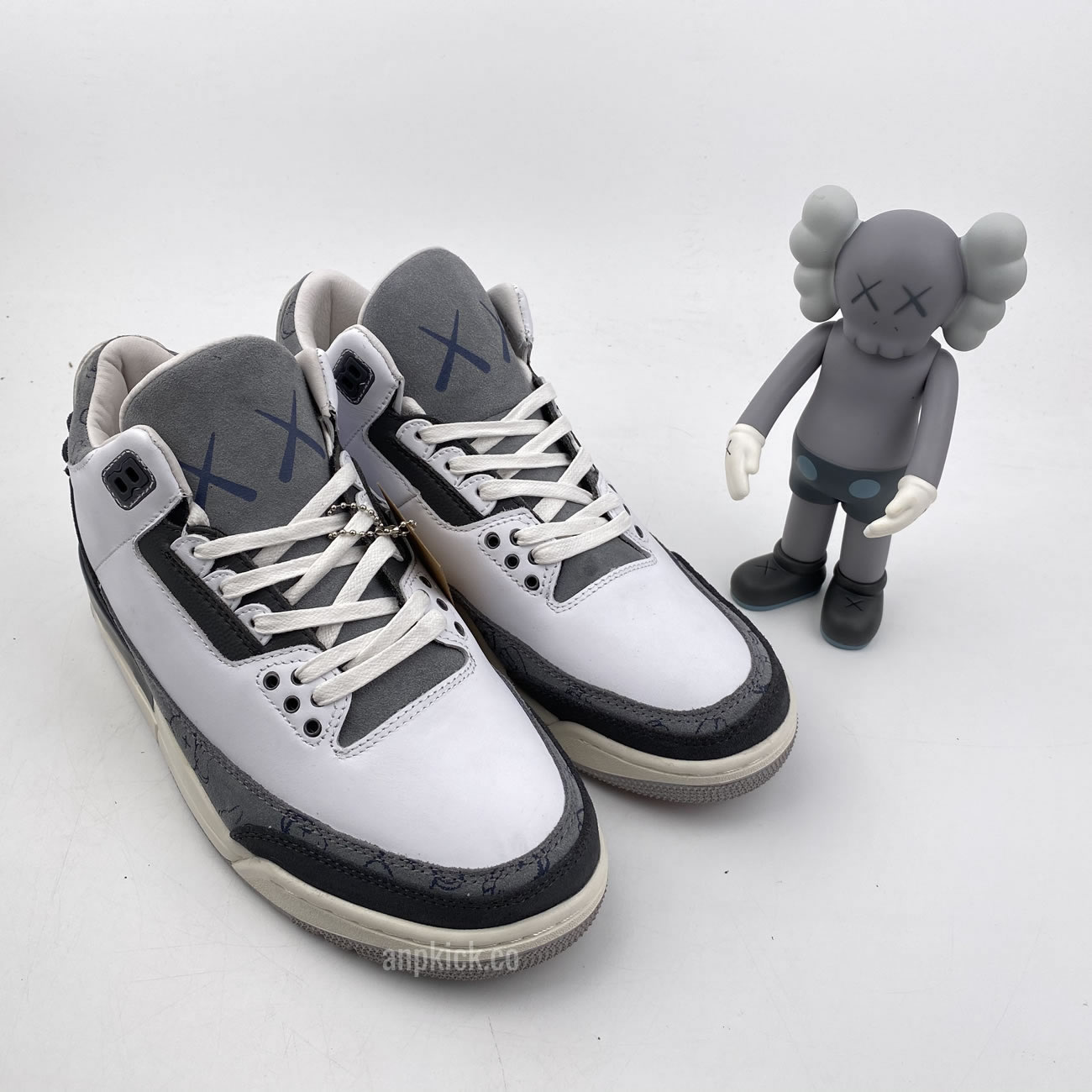 Kaws Air Jordan 3 Fresh Water White Light Grey New Release For Sale (2) - www.newkick.org Kaws Air Jordan 3 Fresh Water White Light Grey New Release For Sale (2) - www.newkick.org