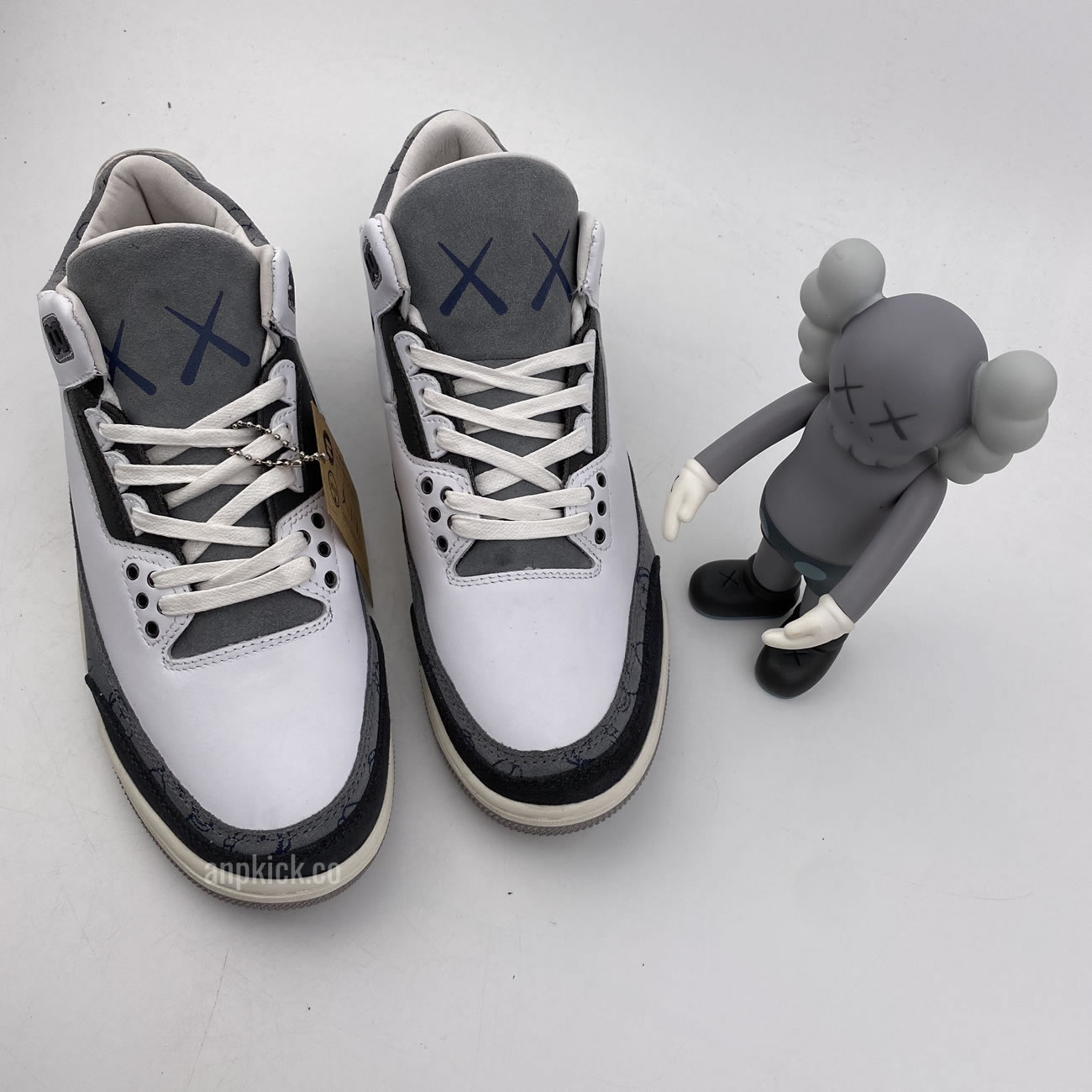 Kaws Air Jordan 3 Fresh Water White Light Grey New Release For Sale (3) - www.newkick.org Kaws Air Jordan 3 Fresh Water White Light Grey New Release For Sale (3) - www.newkick.org