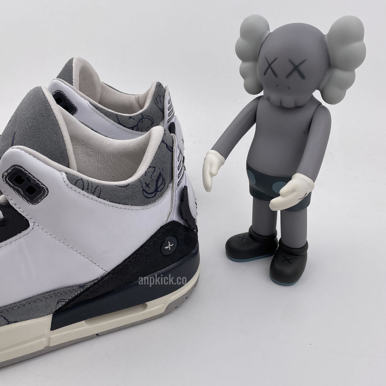 Kaws Air Jordan 3 Fresh Water White Light Grey New Release For Sale (5) - www.newkick.org Kaws Air Jordan 3 Fresh Water White Light Grey New Release For Sale (5) - www.newkick.org