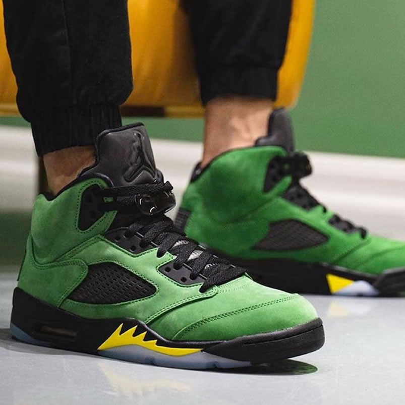 Air Jordan 5 Oregon Ducks Elevate 2020 On Feet Ck6631 307 (4) - www.newkick.org Air Jordan 5 Oregon Ducks Elevate 2020 On Feet Ck6631 307 (4) - www.newkick.org