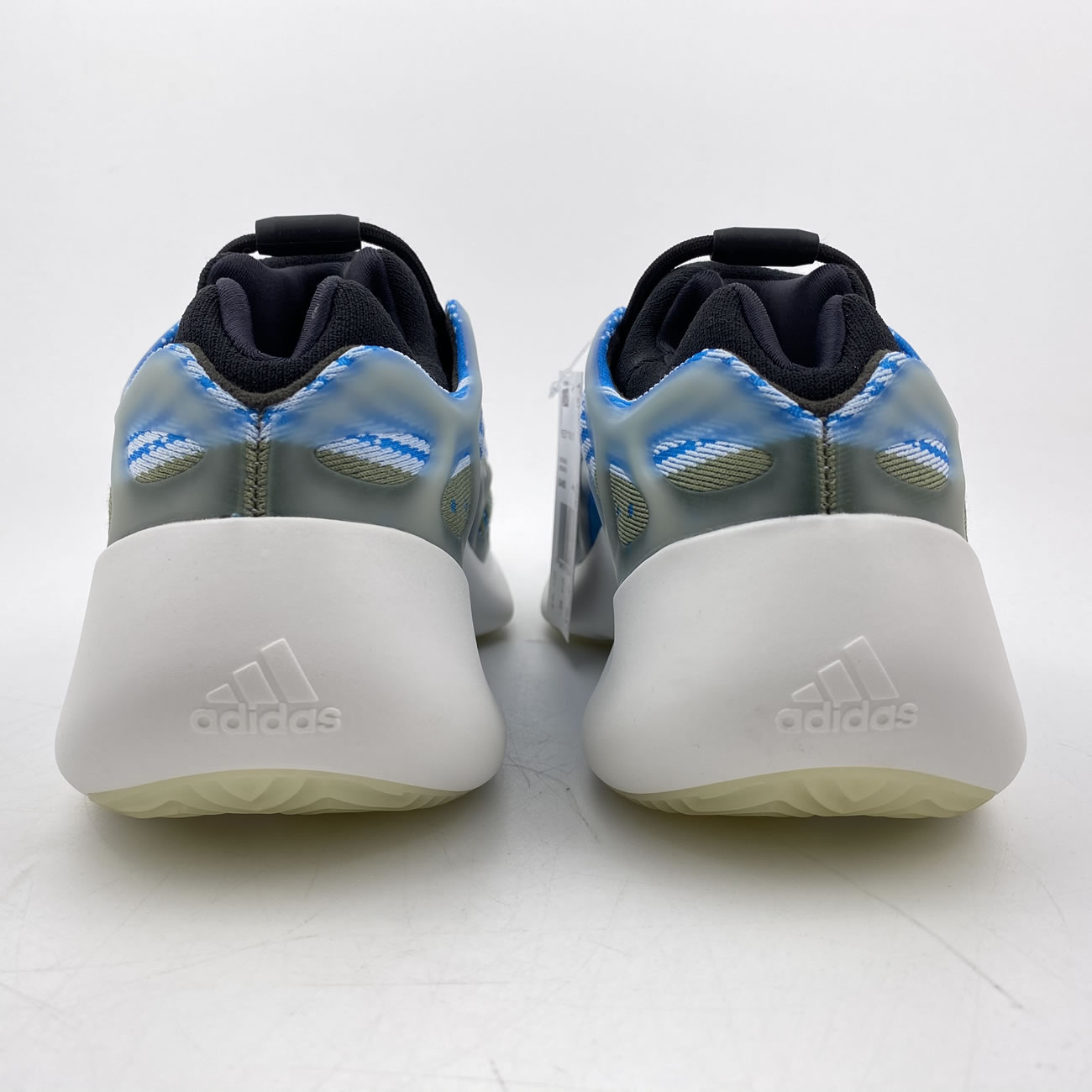 Adidas Yeezy 700 V3 Arazre G54850 New Release Date For Sale (5) - www.newkick.org Adidas Yeezy 700 V3 Arazre G54850 New Release Date For Sale (5) - www.newkick.org