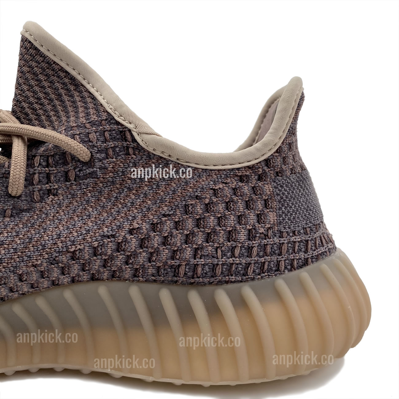 Adidas Yeezy Boost 350 V2 Yecher Ho2795 New Release Date First Look (8) - www.newkick.org Adidas Yeezy Boost 350 V2 Yecher Ho2795 New Release Date First Look (8) - www.newkick.org