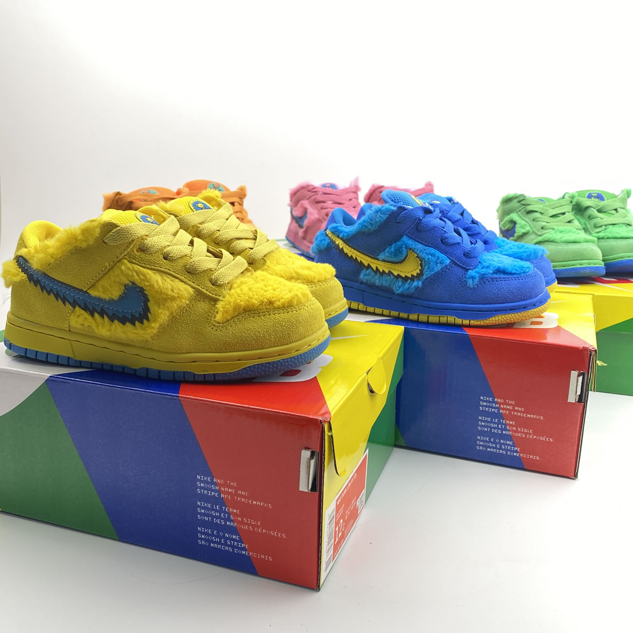 Kids Childrens Grateful Dead Bears Nike Sb Dunk Low Yellow Pink Orange Blue Green Release For Sale (4) - www.newkick.org Kids Childrens Grateful Dead Bears Nike Sb Dunk Low Yellow Pink Orange Blue Green Release For Sale (4) - www.newkick.org