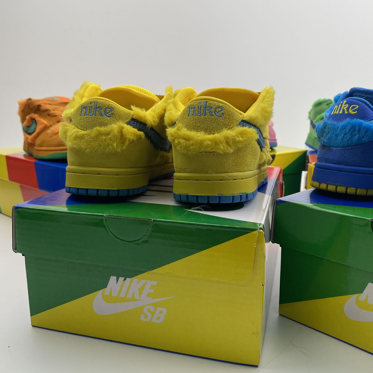 Kids Childrens Grateful Dead Bears Nike Sb Dunk Low Yellow Pink Orange Blue Green Release For Sale (5) - www.newkick.org Kids Childrens Grateful Dead Bears Nike Sb Dunk Low Yellow Pink Orange Blue Green Release For Sale (5) - www.newkick.org