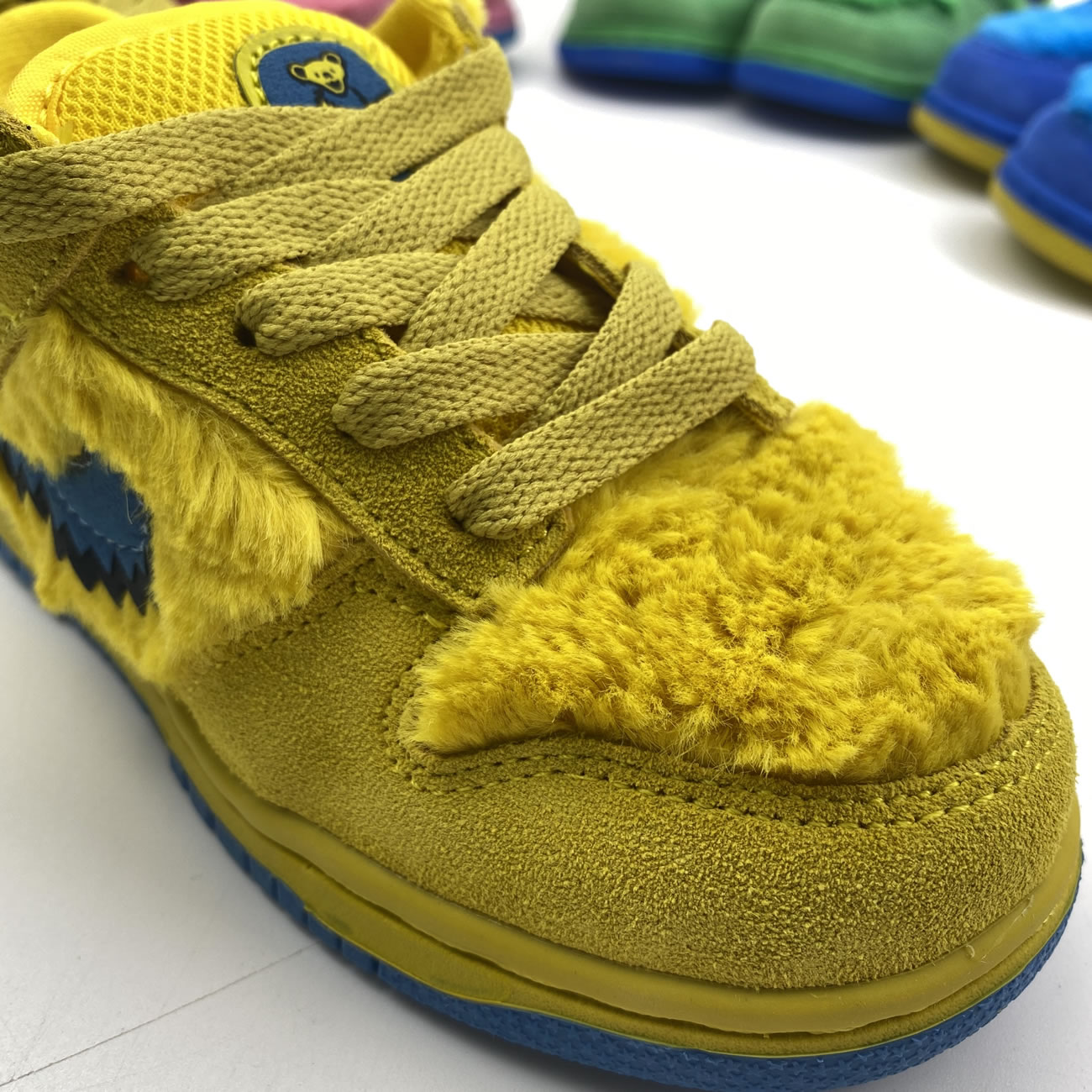 Kids Childrens Grateful Dead Bears Nike Sb Dunk Low Yellow Pink Orange Blue Green Release For Sale (7) - www.newkick.org Kids Childrens Grateful Dead Bears Nike Sb Dunk Low Yellow Pink Orange Blue Green Release For Sale (7) - www.newkick.org