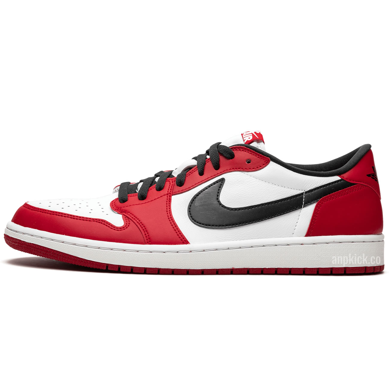 Air Jordan 1 Retro Low Og Chicago Varsity Red Black White 705329 600 (1) - www.newkick.org