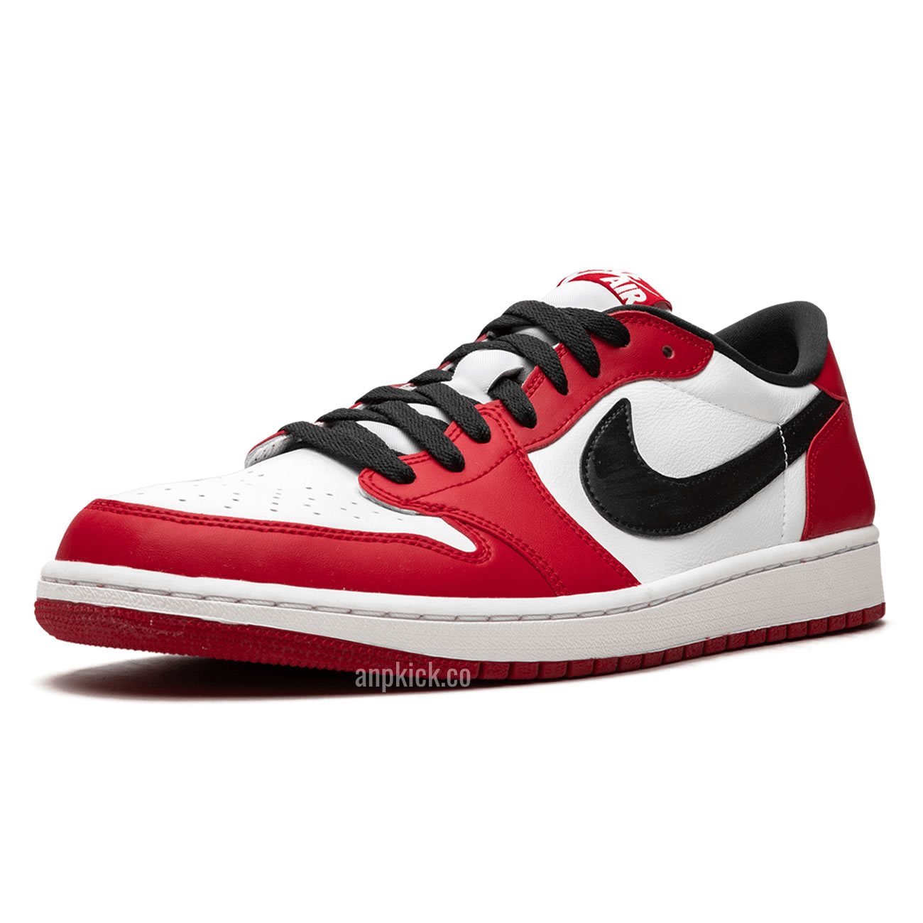 Air Jordan 1 Retro Low Og Chicago Varsity Red Black White 705329 600 (4) - www.newkick.org