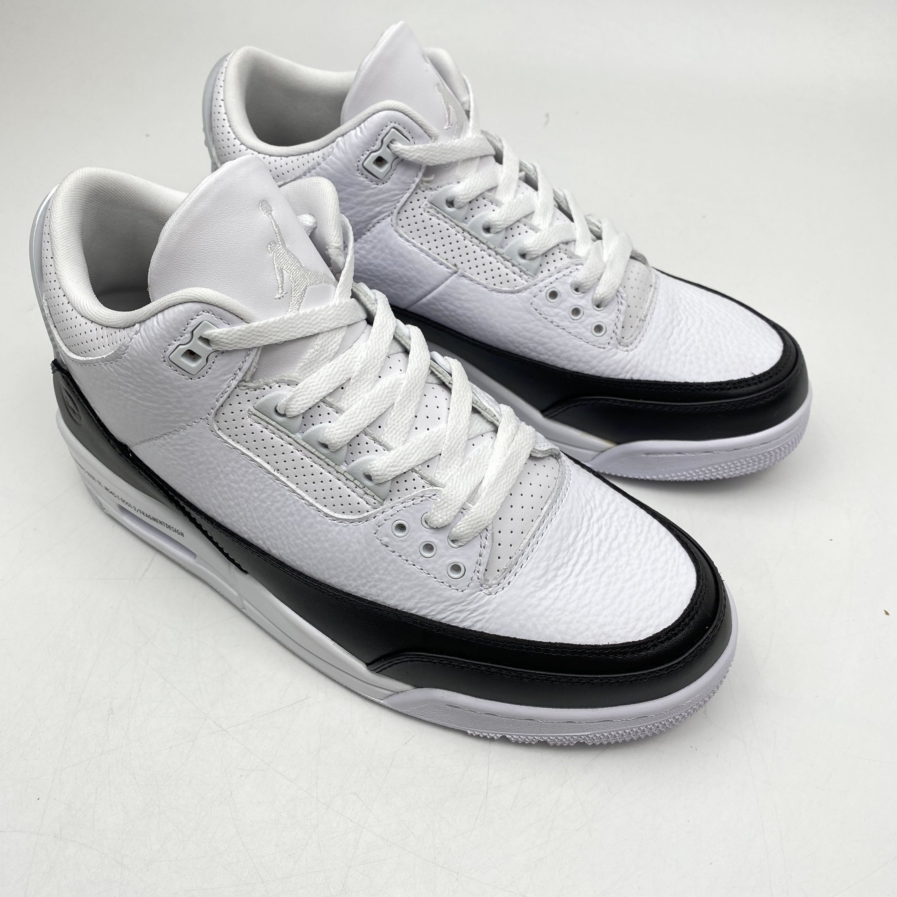 Fragment Air Jordan 3 Retro Sp White Black Release Date Da3595 100 (5) - www.newkick.org Fragment Air Jordan 3 Retro Sp White Black Release Date Da3595 100 (5) - www.newkick.org