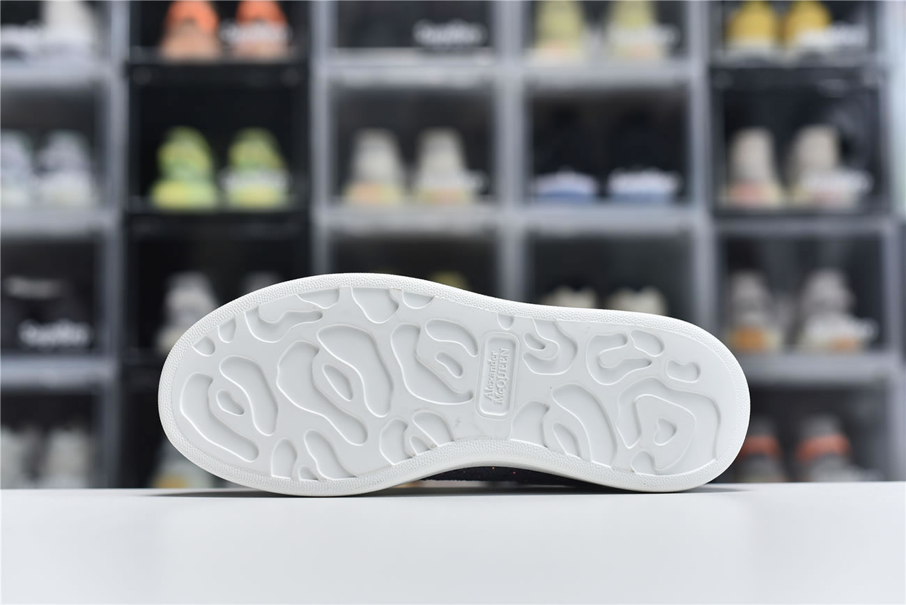 Mcq 558944 W4lv1 1080 (3) - www.newkick.org