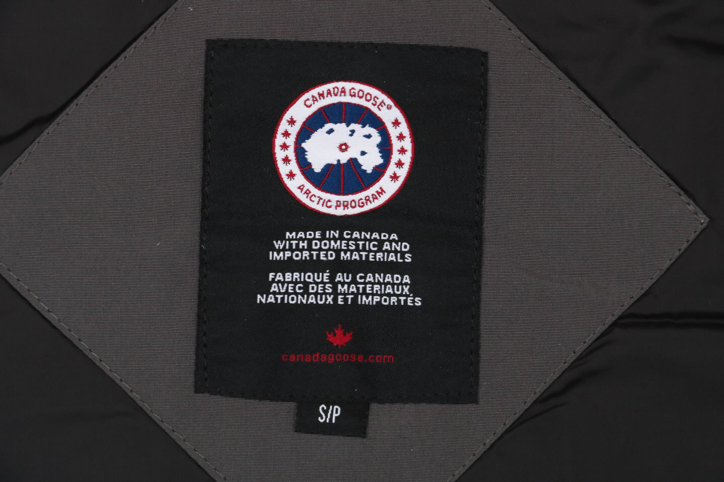 Canada Goose 4154m Freestyle Crew Vest Dark Gray (8) - www.newkick.org Canada Goose 4154m Freestyle Crew Vest Dark Gray (8) - www.newkick.org