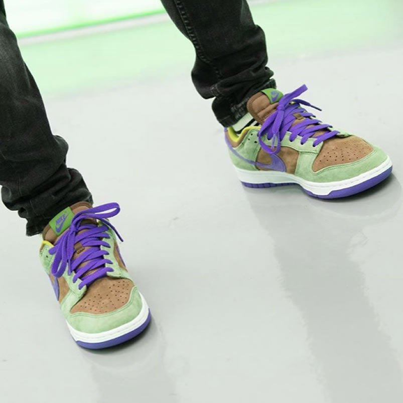 Nike Dunk Low Sp Veneer Autumn Green Deep Purple On Feet Da1469 200 (3) - www.newkick.org Nike Dunk Low Sp Veneer Autumn Green Deep Purple On Feet Da1469 200 (3) - www.newkick.org