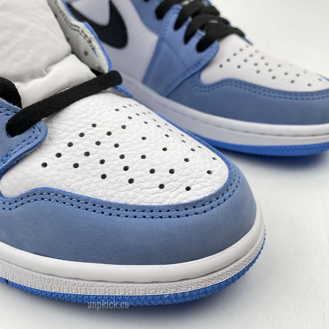 Air Jordan 1 High Og University Blue 2021 Anpkick New Release 555088 134 (4) - www.newkick.org Air Jordan 1 High Og University Blue 2021 Anpkick New Release 555088 134 (4) - www.newkick.org