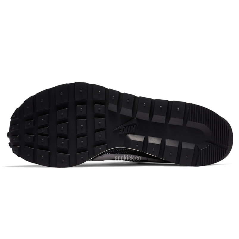 Sacai Nike Vaporwaffle Black Cv1363 001 (6) - www.newkick.vip Sacai Nike Vaporwaffle Black Cv1363 001 (6) - www.newkick.vip