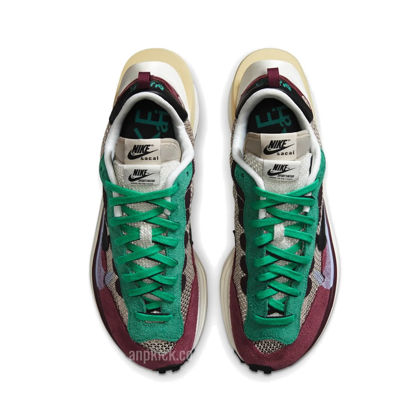 Sacai Nike Vaporwaffle String Black Villain Red Neptune Green Dd3035 200 (3) - www.newkick.vip Sacai Nike Vaporwaffle String Black Villain Red Neptune Green Dd3035 200 (3) - www.newkick.vip