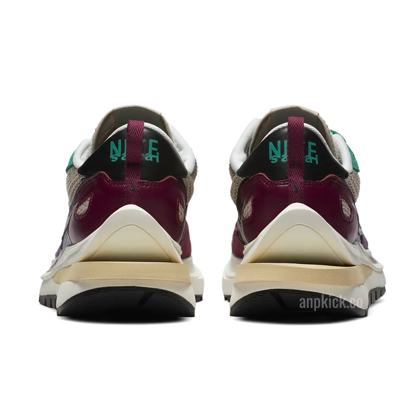Sacai Nike Vaporwaffle String Black Villain Red Neptune Green Dd3035 200 (4) - www.newkick.vip Sacai Nike Vaporwaffle String Black Villain Red Neptune Green Dd3035 200 (4) - www.newkick.vip