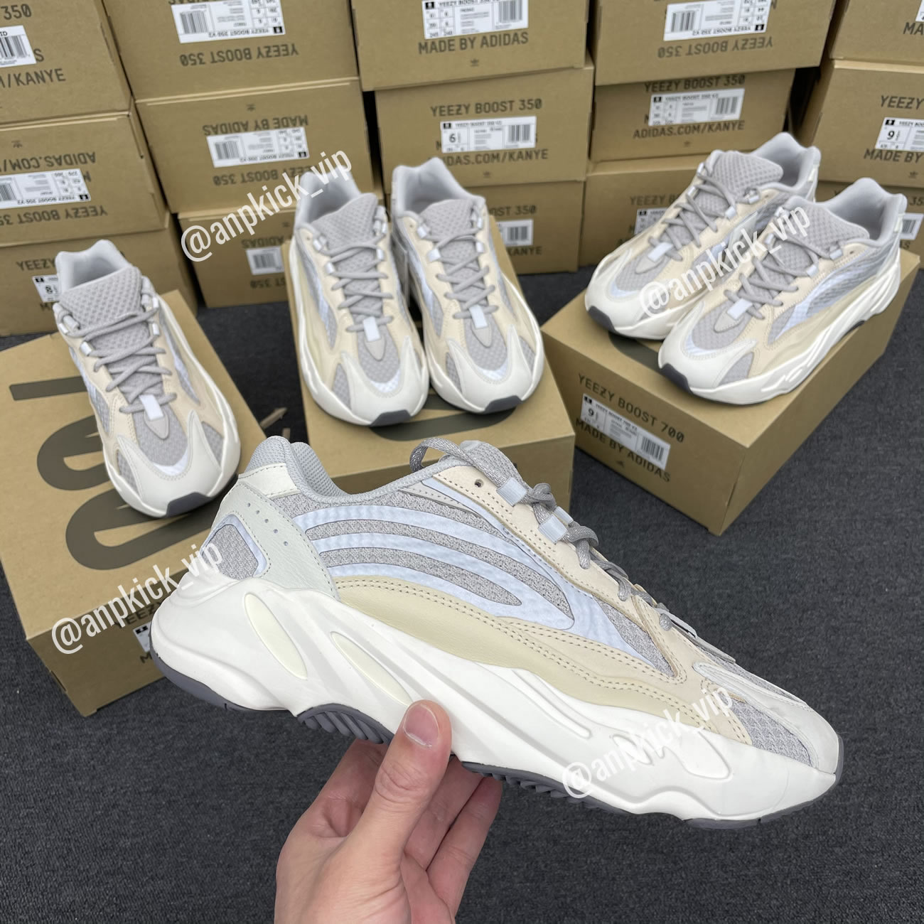 Adidas Yeezy Boost 700 V2 Cream Gy7924 (8) - www.newkick.org Adidas Yeezy Boost 700 V2 Cream Gy7924 (8) - www.newkick.org