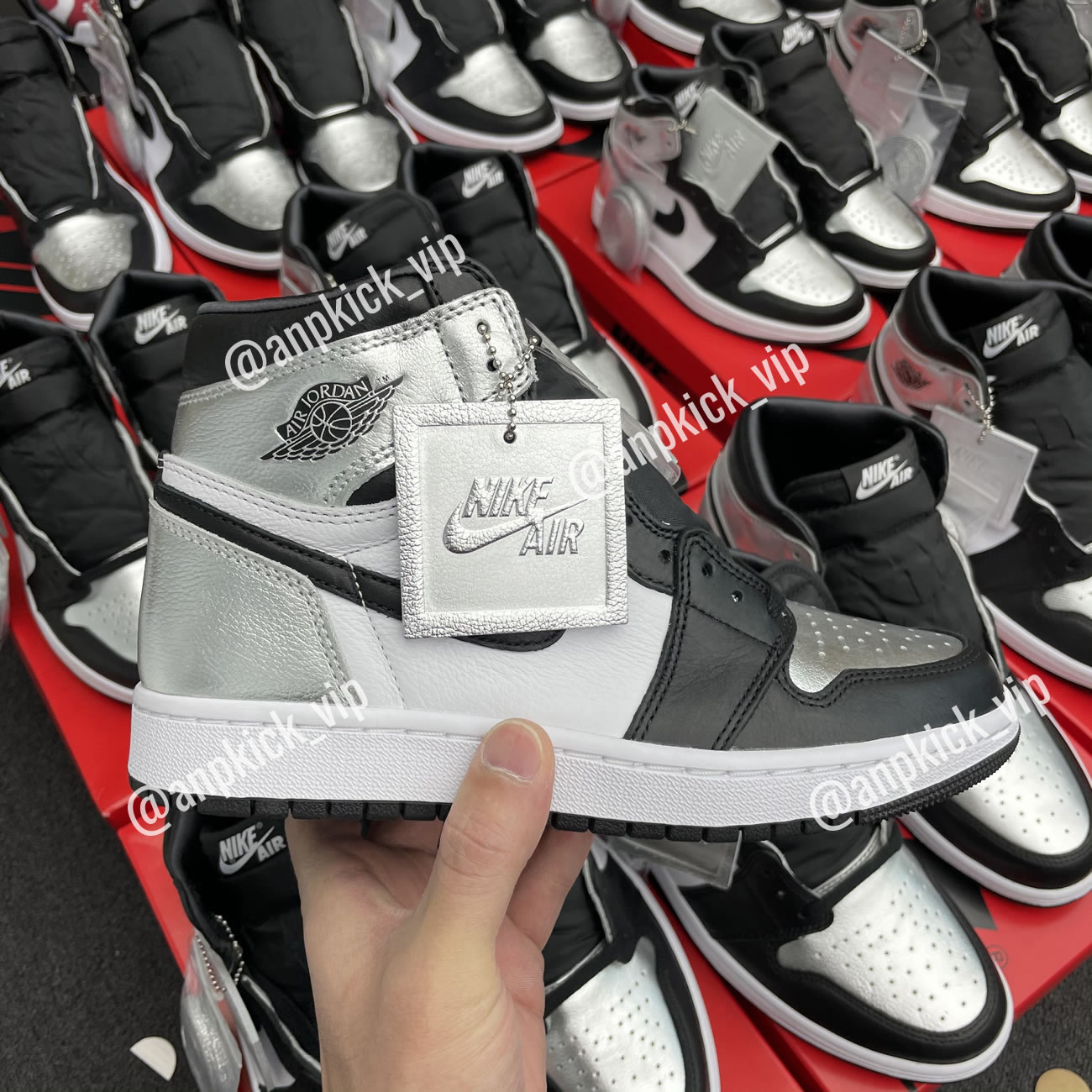 Air Jordan 1 Retro High Silver Toe Womens Anpkick Cd0461 001 (1) - www.newkick.org