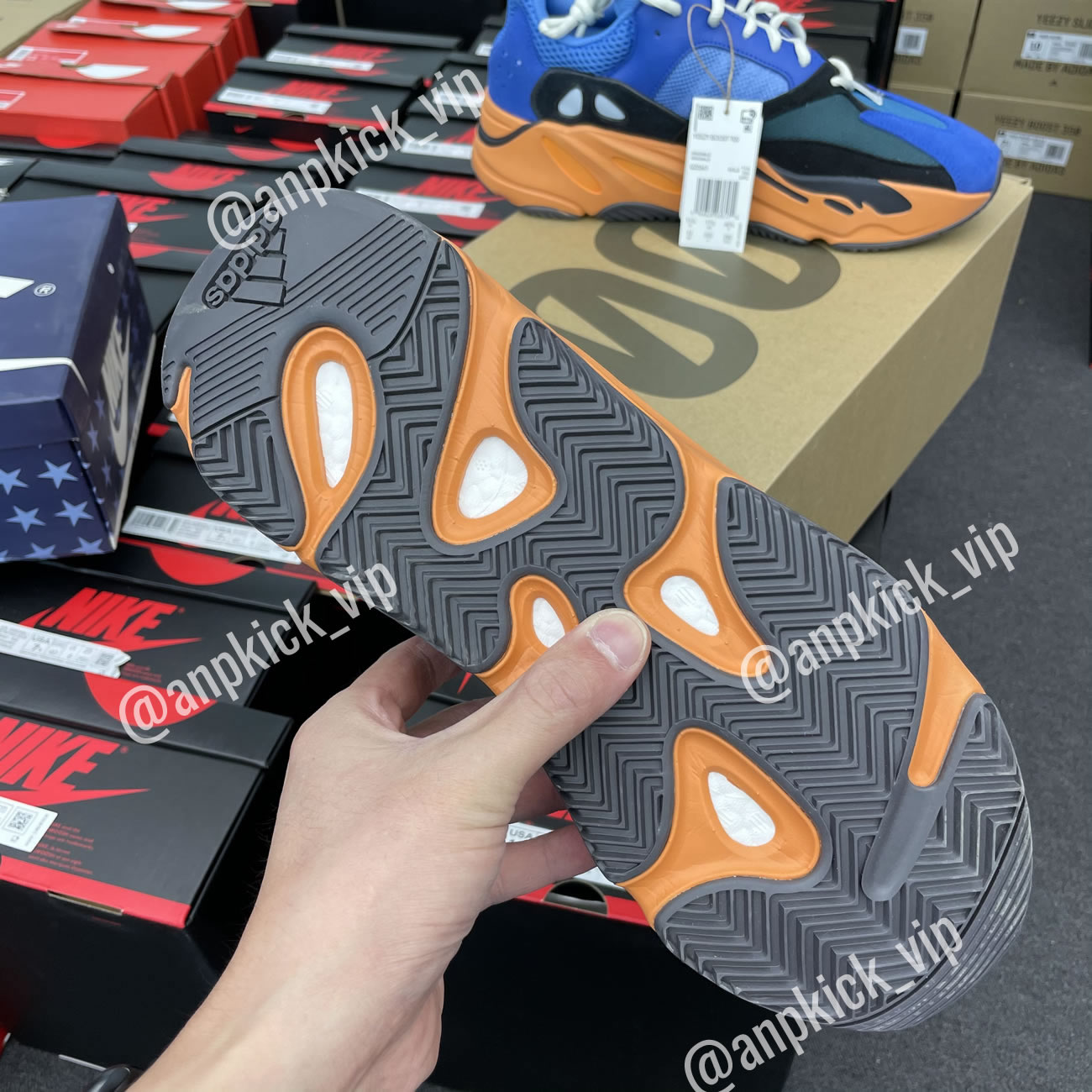 Adidas Yeezy Boost 700 Bright Blue Orange Anpkick Gz0541 (4) - www.newkick.org Adidas Yeezy Boost 700 Bright Blue Orange Anpkick Gz0541 (4) - www.newkick.org