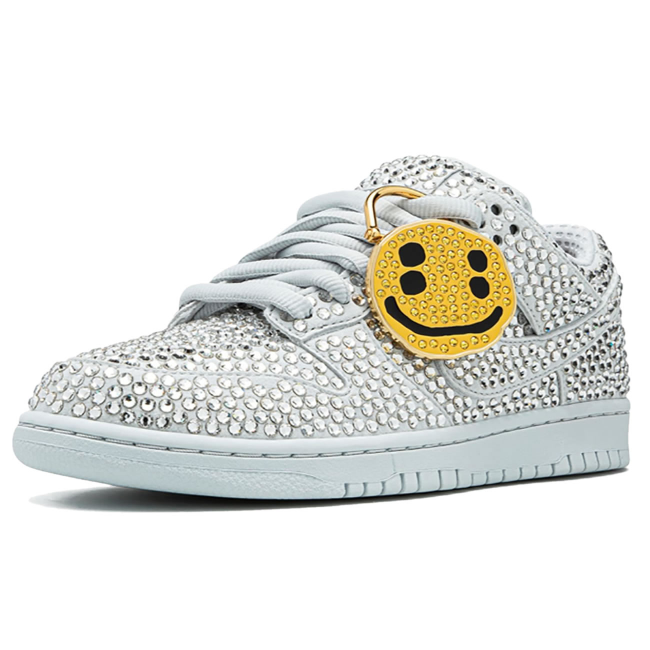 Nike Dunk Low Cactus Plant Flea Market Swarovski Crystals Cz2670 001 (2) - www.newkick.vip Nike Dunk Low Cactus Plant Flea Market Swarovski Crystals Cz2670 001 (2) - www.newkick.vip