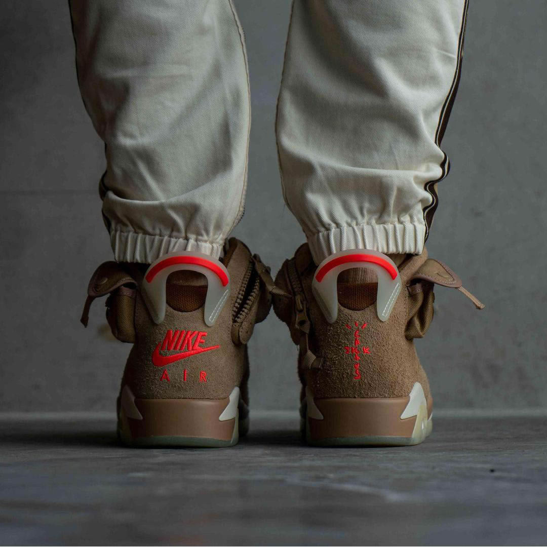 Travis Scott Air Jordan 6 Retro British Khaki On Feet Dh0690 200 (9) - www.newkick.org Travis Scott Air Jordan 6 Retro British Khaki On Feet Dh0690 200 (9) - www.newkick.org