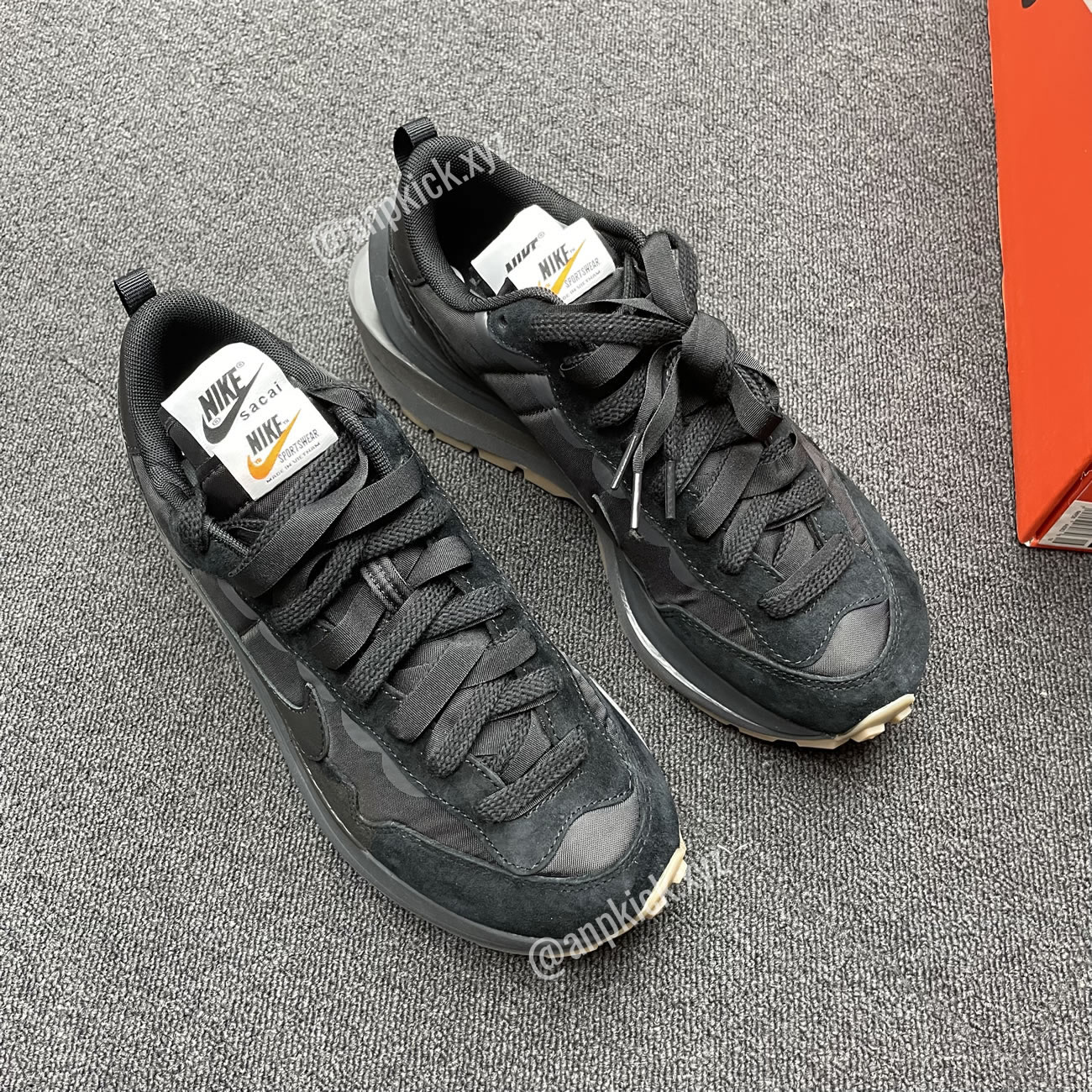 Anpkick Sacai Nike Vaporwaffle Black Gum Dd1875 001 (3) - www.newkick.org Anpkick Sacai Nike Vaporwaffle Black Gum Dd1875 001 (3) - www.newkick.org