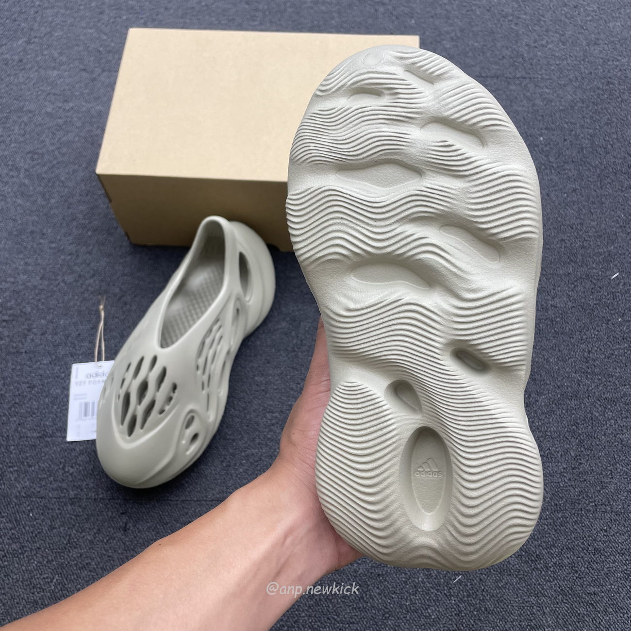Adidas Yeezy Foam Rnr Stone Salt Gv6840 (3) - www.newkick.org Adidas Yeezy Foam Rnr Stone Salt Gv6840 (3) - www.newkick.org