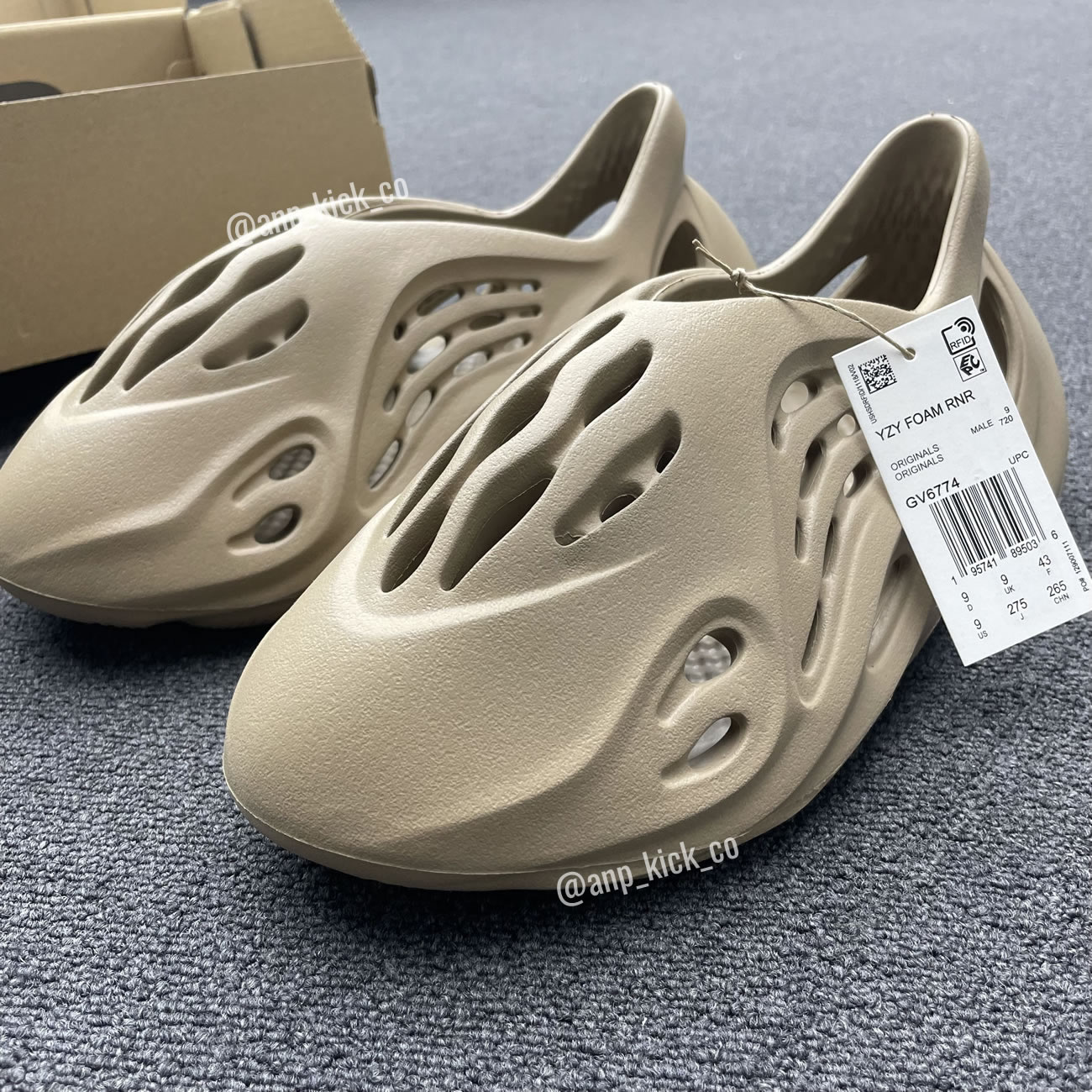 Adidas Yeezy Foam Runner Mist Anpkick Gv6774 (2) - www.newkick.org Adidas Yeezy Foam Runner Mist Anpkick Gv6774 (2) - www.newkick.org