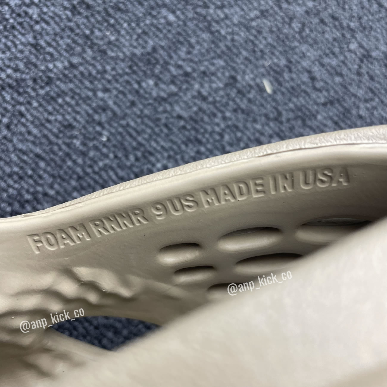 Adidas Yeezy Foam Runner Mist Anpkick Gv6774 (4) - www.newkick.org Adidas Yeezy Foam Runner Mist Anpkick Gv6774 (4) - www.newkick.org