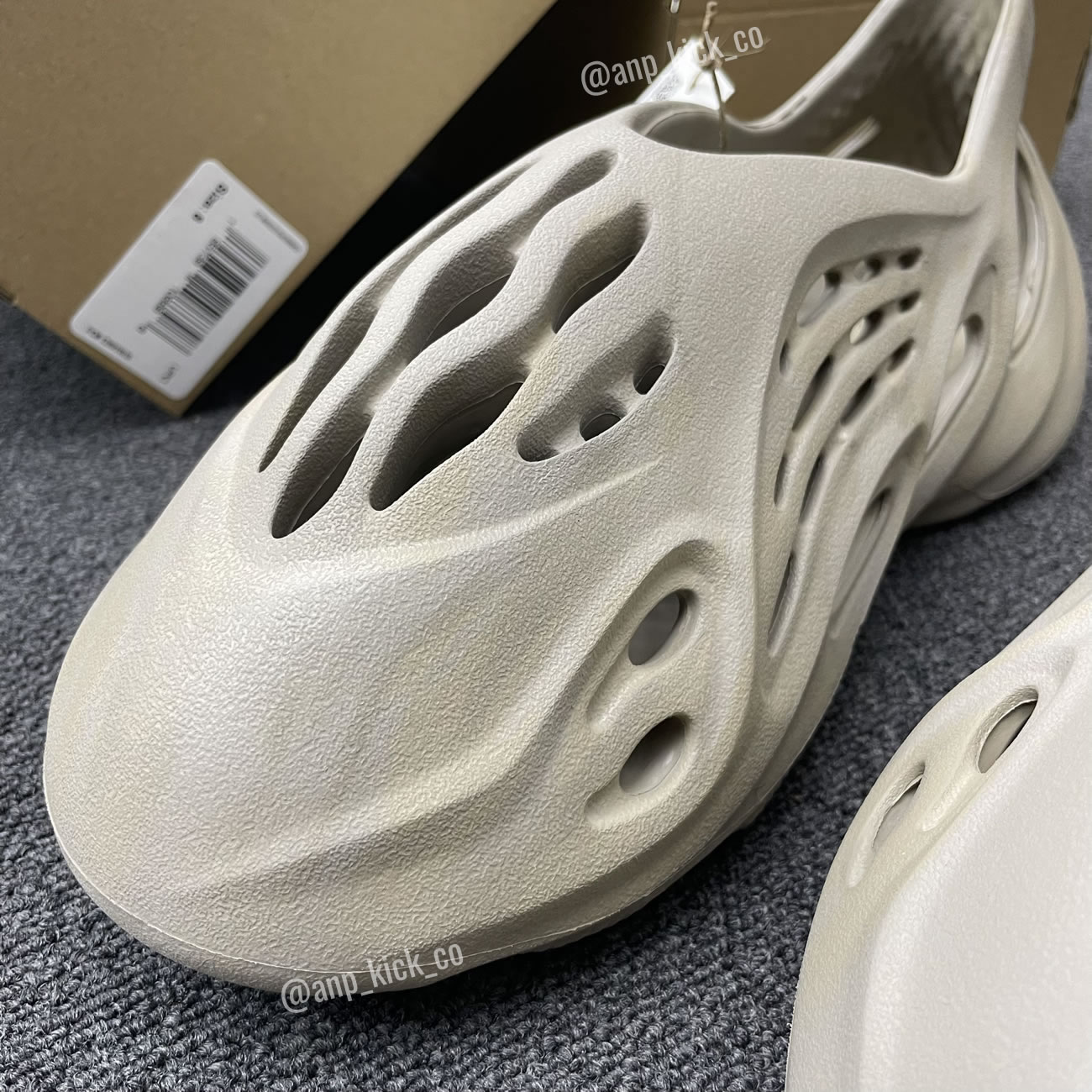 Adidas Yeezy Foam Runner Stone Sage Anpkick Gx4472 (2) - www.newkick.org Adidas Yeezy Foam Runner Stone Sage Anpkick Gx4472 (2) - www.newkick.org