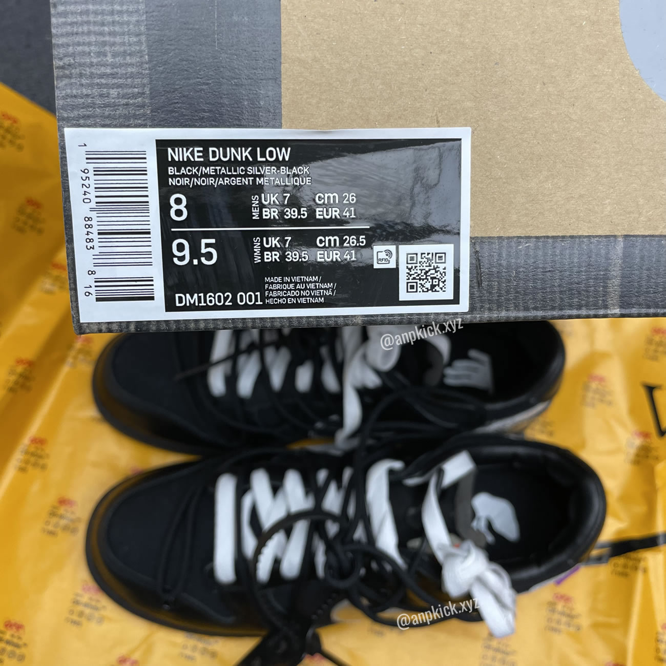 Off White Nike Sb Dunk Low The 50 Black Silver Dm1602 001 (10) - www.newkick.org Off White Nike Sb Dunk Low The 50 Black Silver Dm1602 001 (10) - www.newkick.org