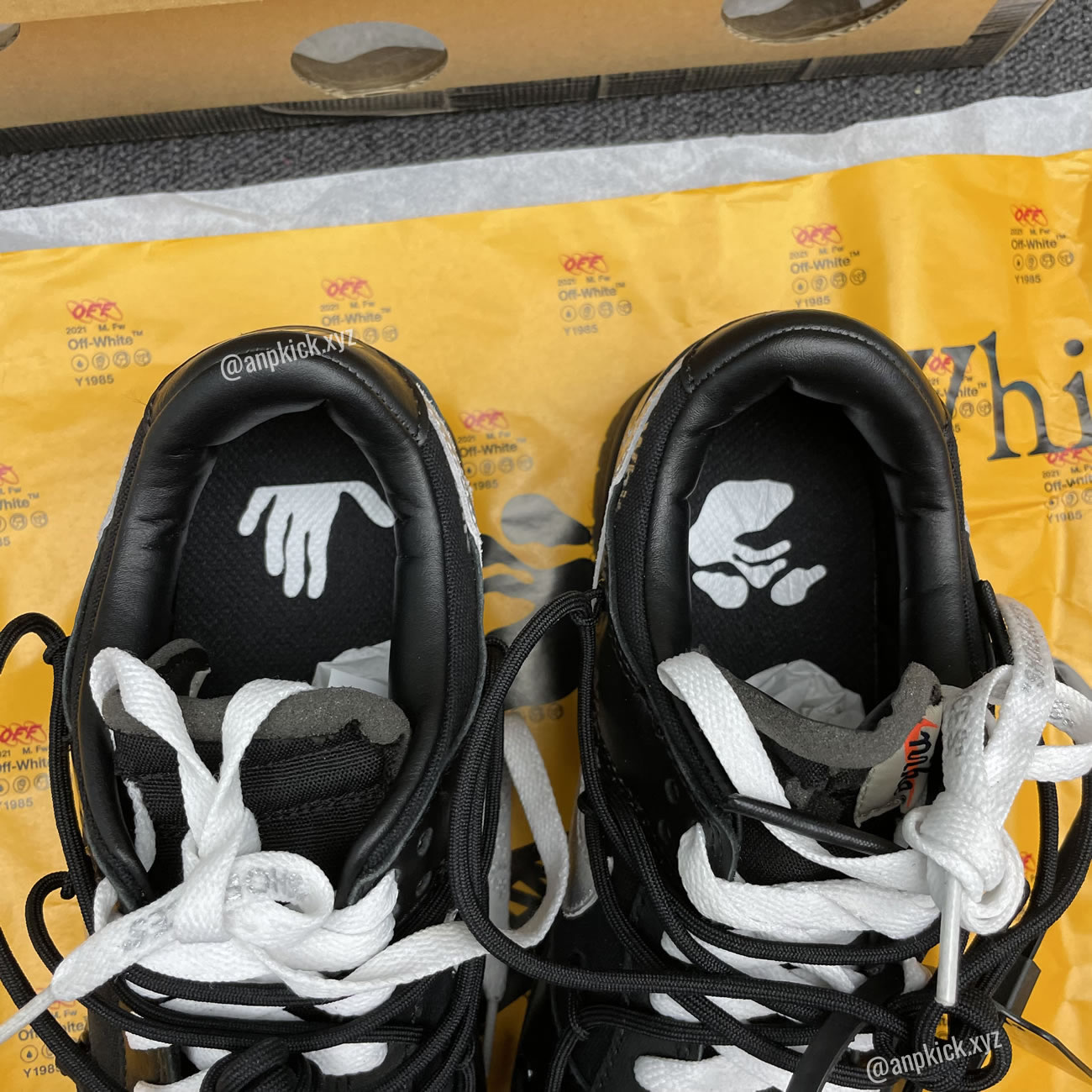 Off White Nike Sb Dunk Low The 50 Black Silver Dm1602 001 (8) - www.newkick.org Off White Nike Sb Dunk Low The 50 Black Silver Dm1602 001 (8) - www.newkick.org