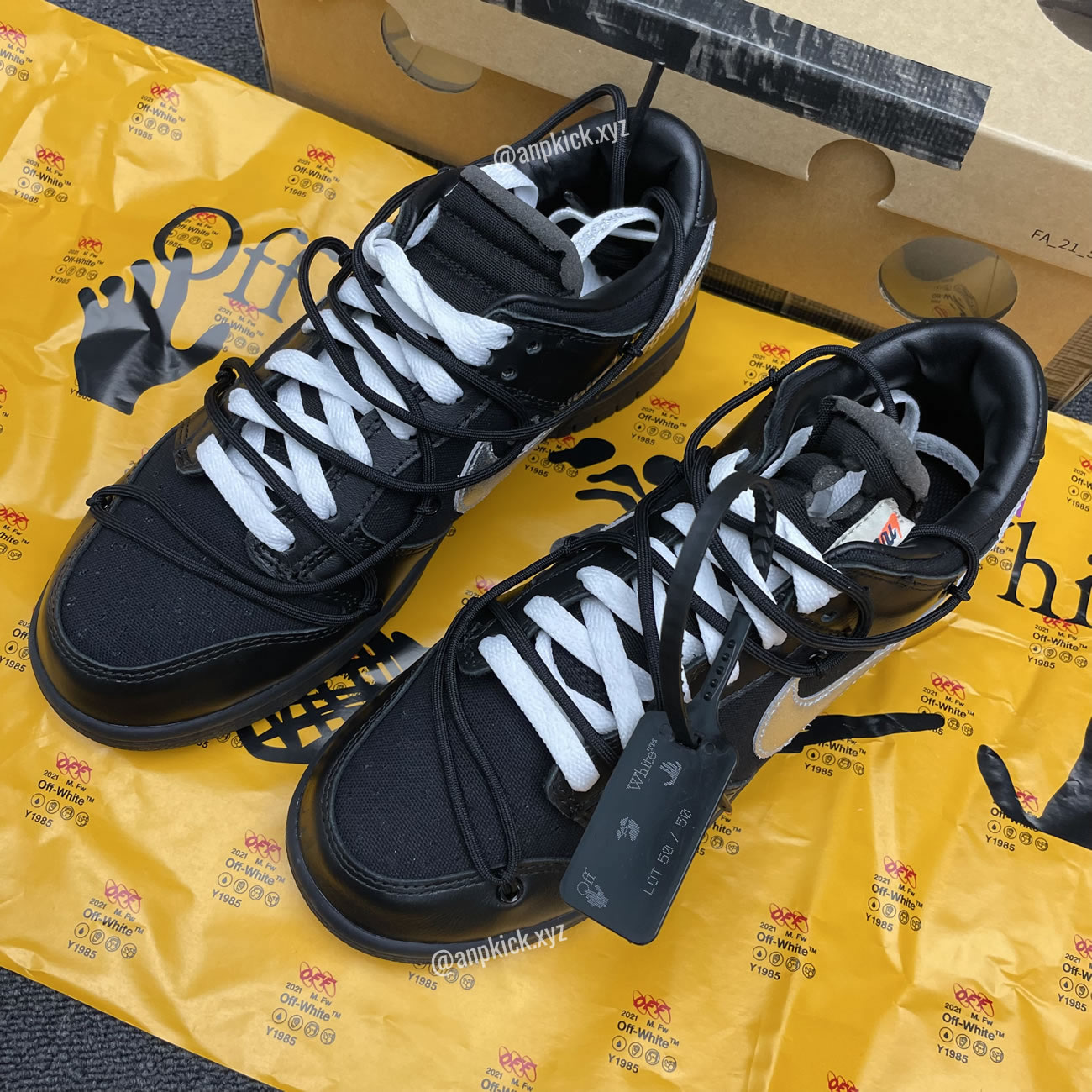 Off White Nike Sb Dunk Low The 50 Black Silver Dm1602 001 (9) - www.newkick.org Off White Nike Sb Dunk Low The 50 Black Silver Dm1602 001 (9) - www.newkick.org