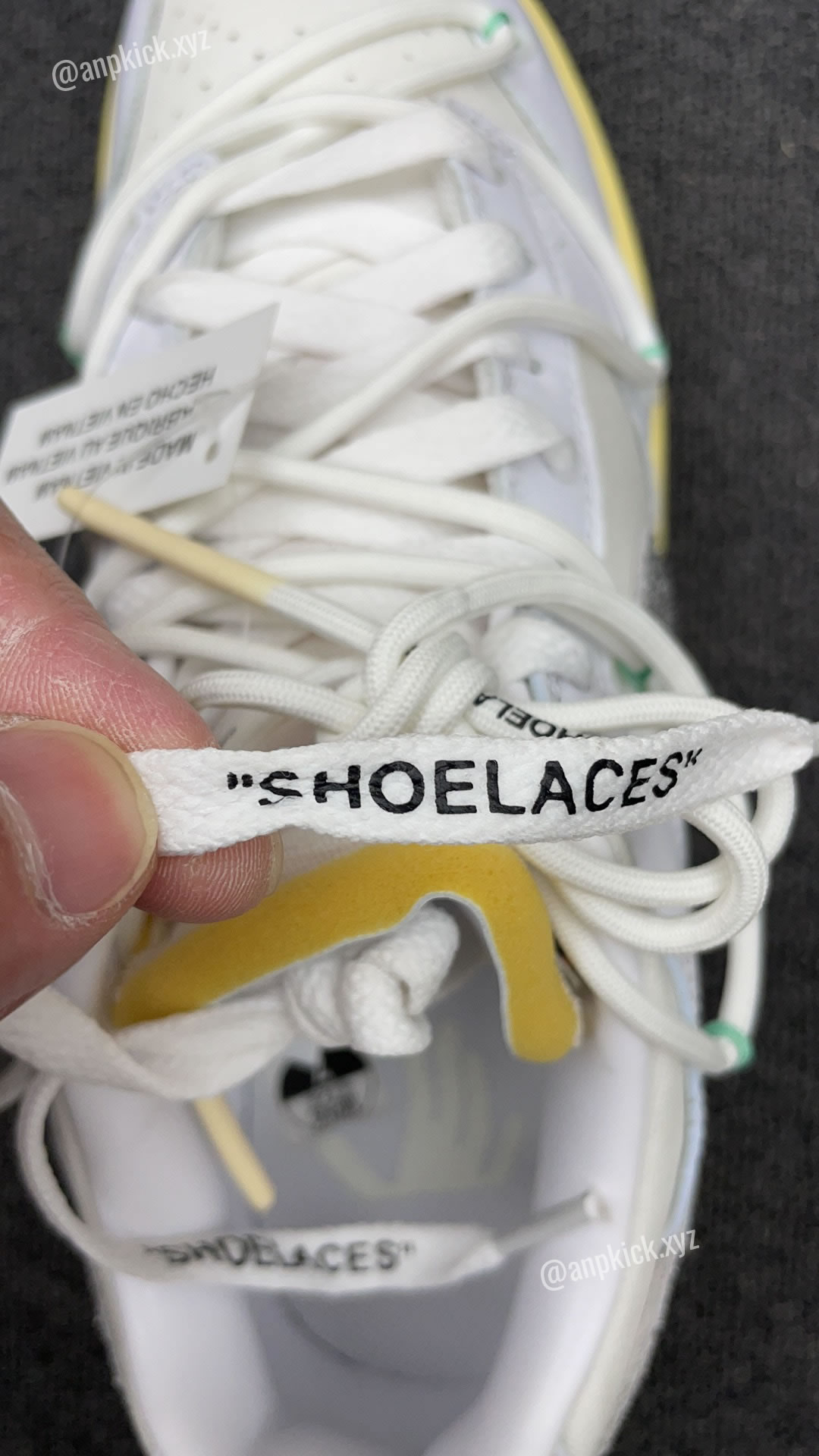 Off White Nike Sb Dunk Low Lot 1 White Metallic Silver Anpkick Dm1602 127 (8) - www.newkick.org Off White Nike Sb Dunk Low Lot 1 White Metallic Silver Anpkick Dm1602 127 (8) - www.newkick.org