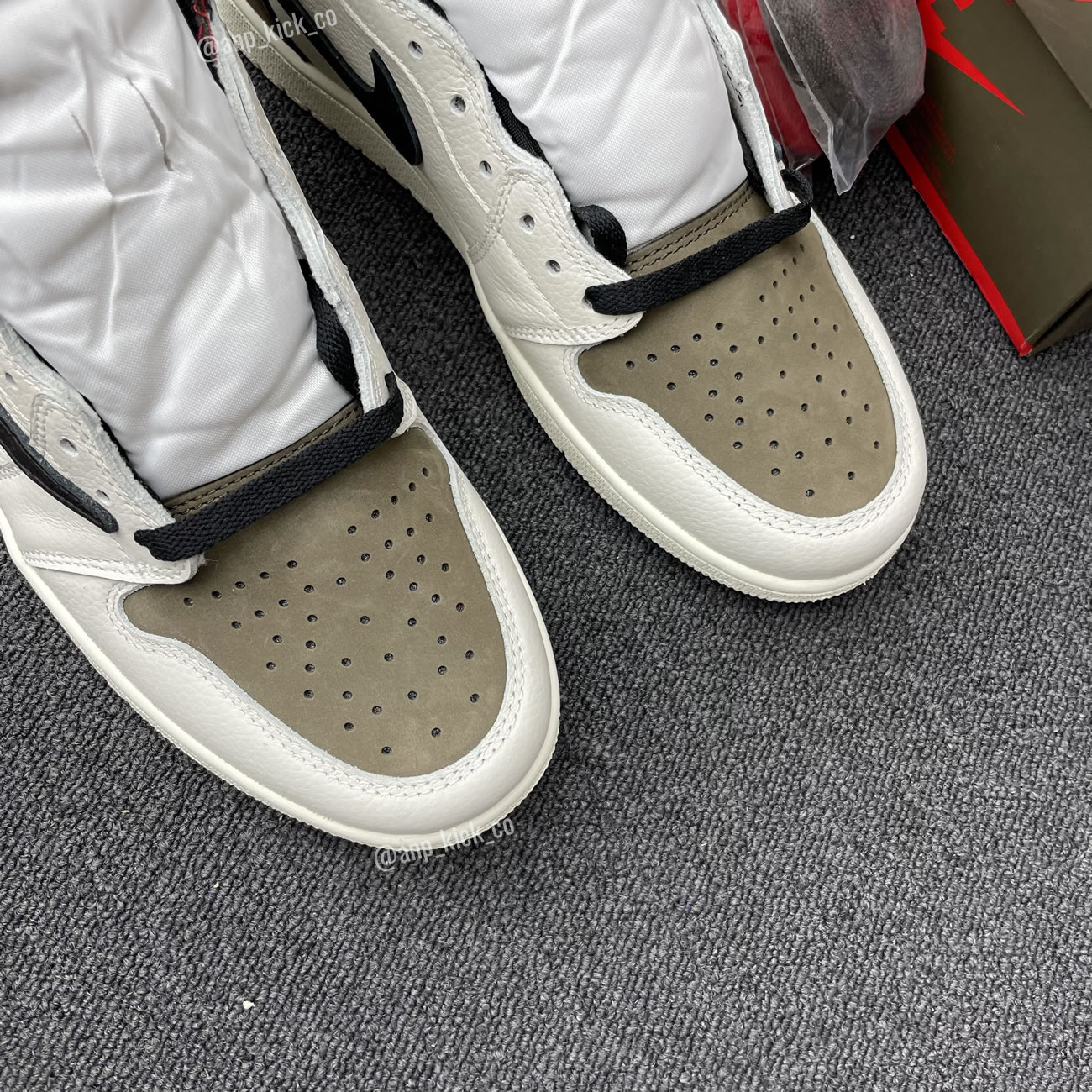 Travis Scott Air Jordan 1 High Og Sp White Brown Black Fragment Anpkick Custom Making (6) - www.newkick.org Travis Scott Air Jordan 1 High Og Sp White Brown Black Fragment Anpkick Custom Making (6) - www.newkick.org
